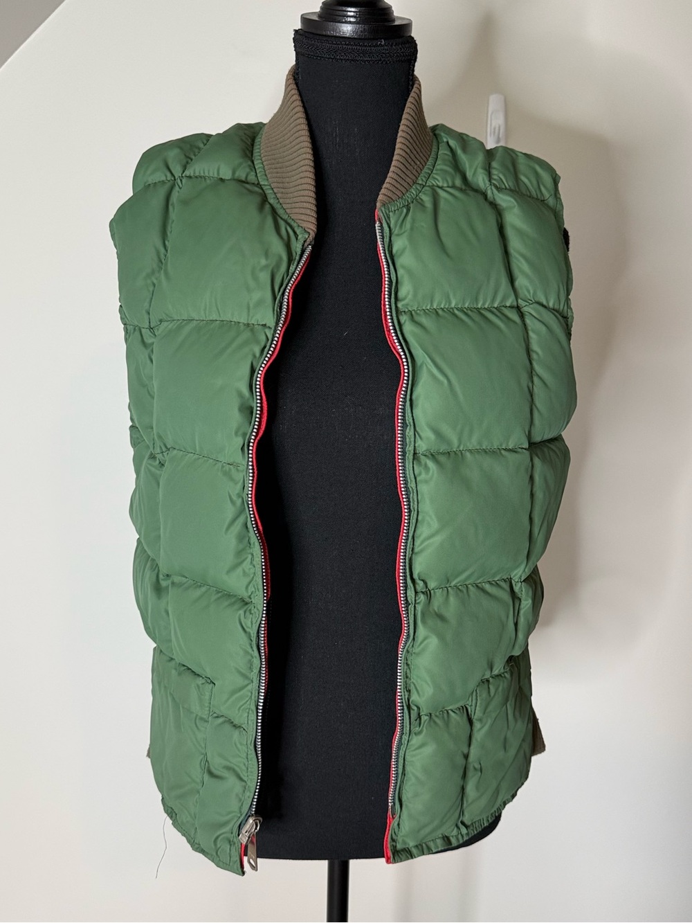 PIONEER SPORTSWEAR Vintage 70s Union Made Reversible Down Filled Puff Vest Small - Picture 4 of 15